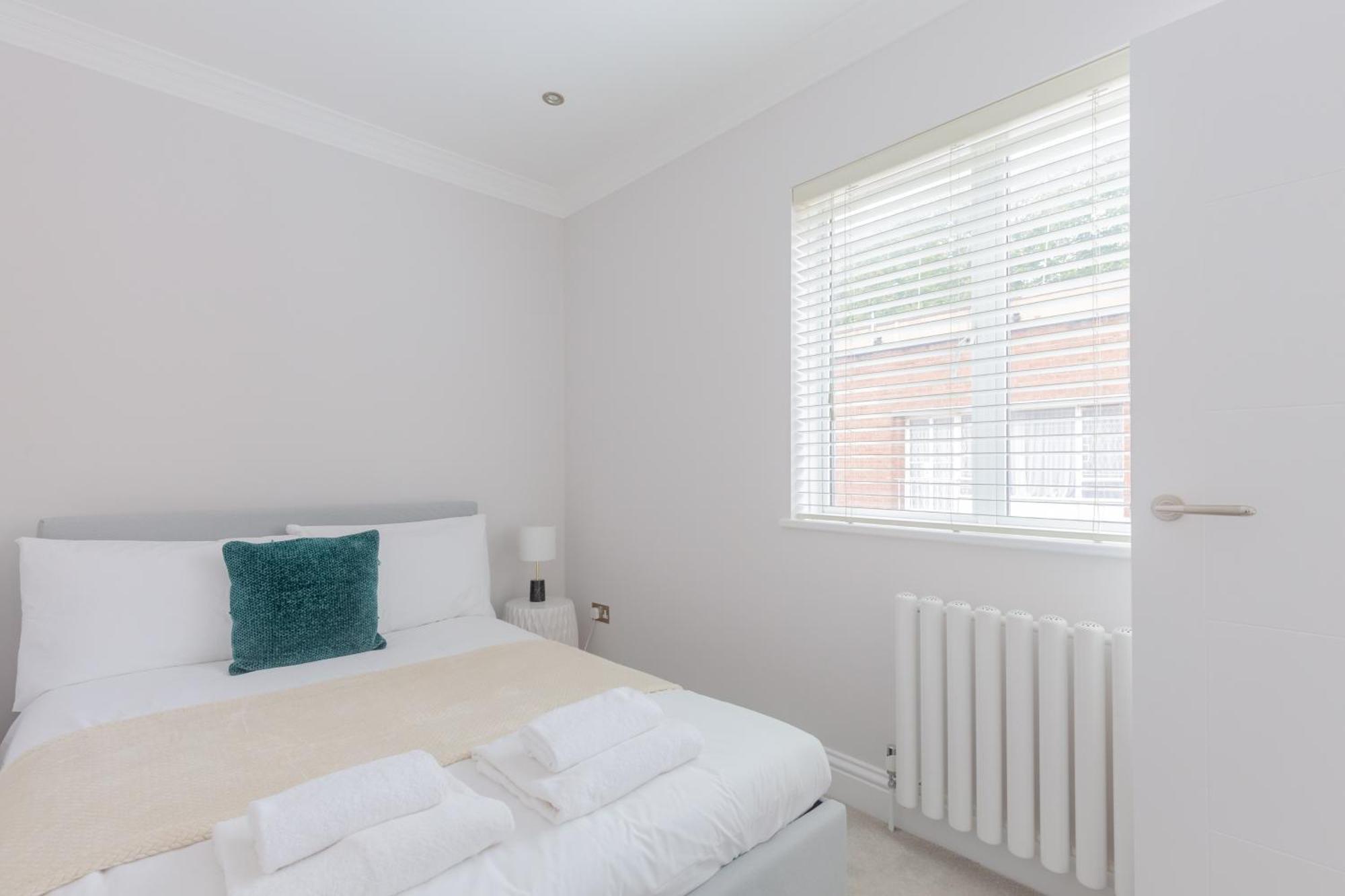 Appartement Hidden 2bd Gem Opposite Hyde Park Londen