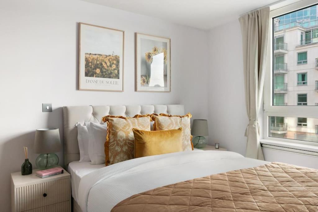 Appartement 2 Bed Riverside Flat With Breath Taking Views