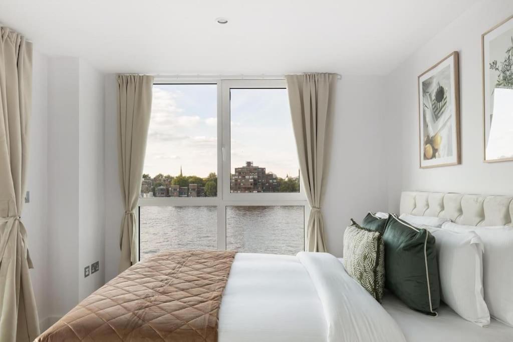 Appartement 2 Bed Riverside Flat With Breath Taking Views Londres