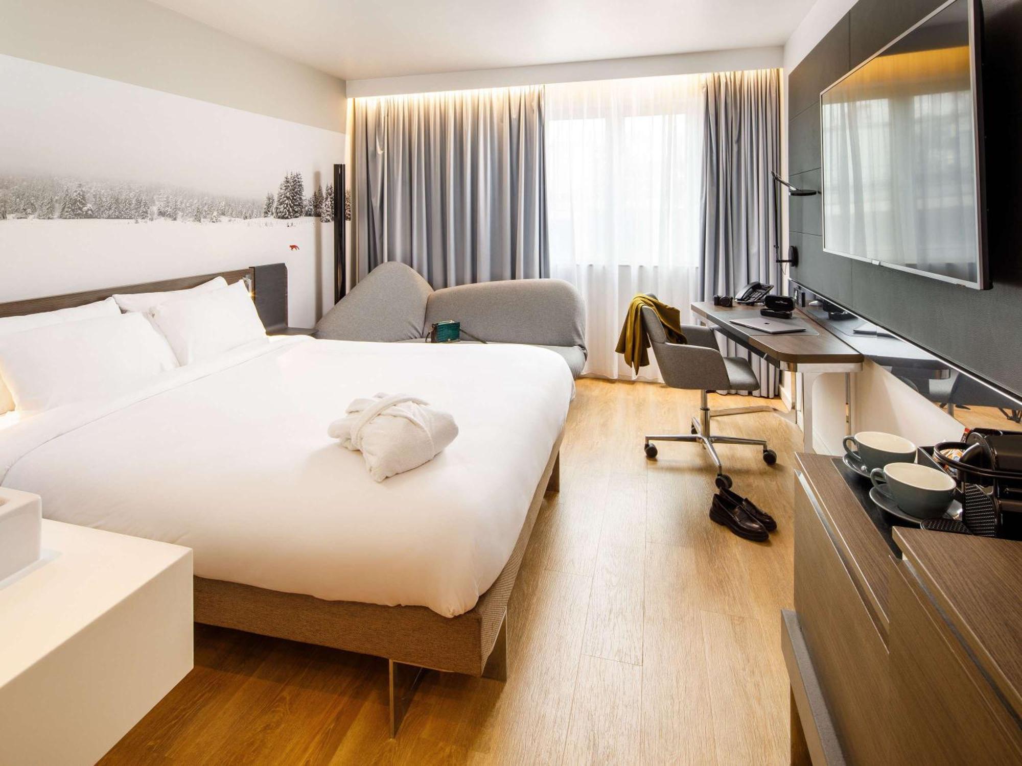 Hotel Novotel Bridge 4*