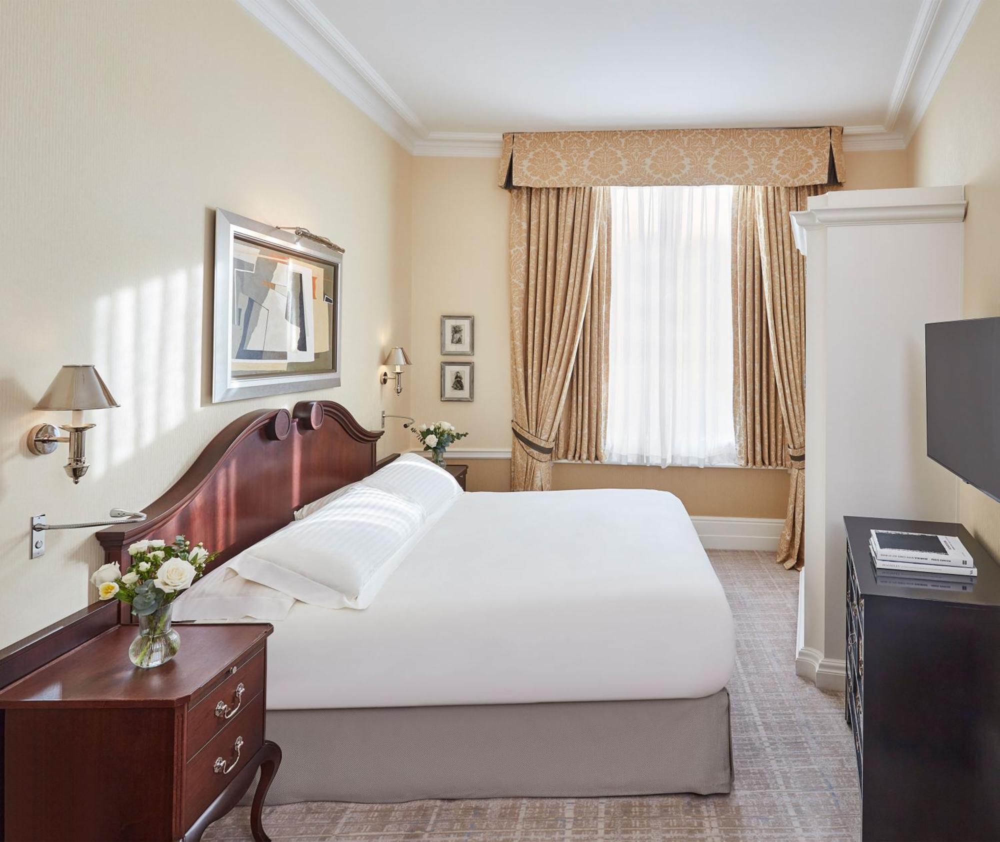 Hotell The Connaught, Maybourne Collection 5*