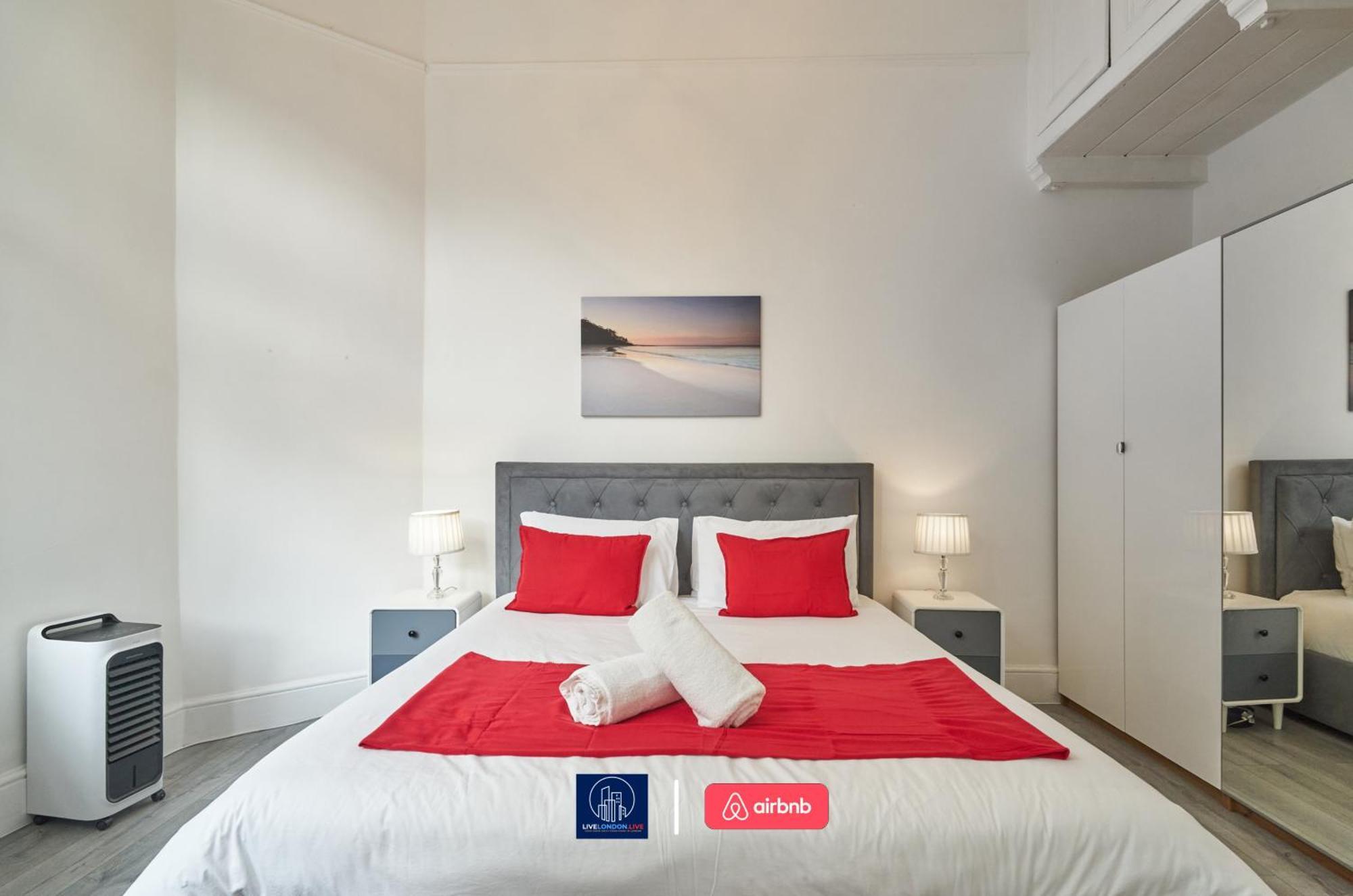Last-minute Escape L Sleeps Up To 4 Guests L One-bedroom With King Bed And High Ceilings Near Camden By Live Short Lets & Serviced Appartement Londres