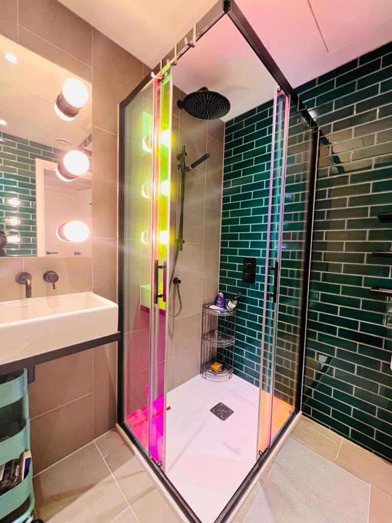 Apartment O2 Arena Beautiful 2bedroom *