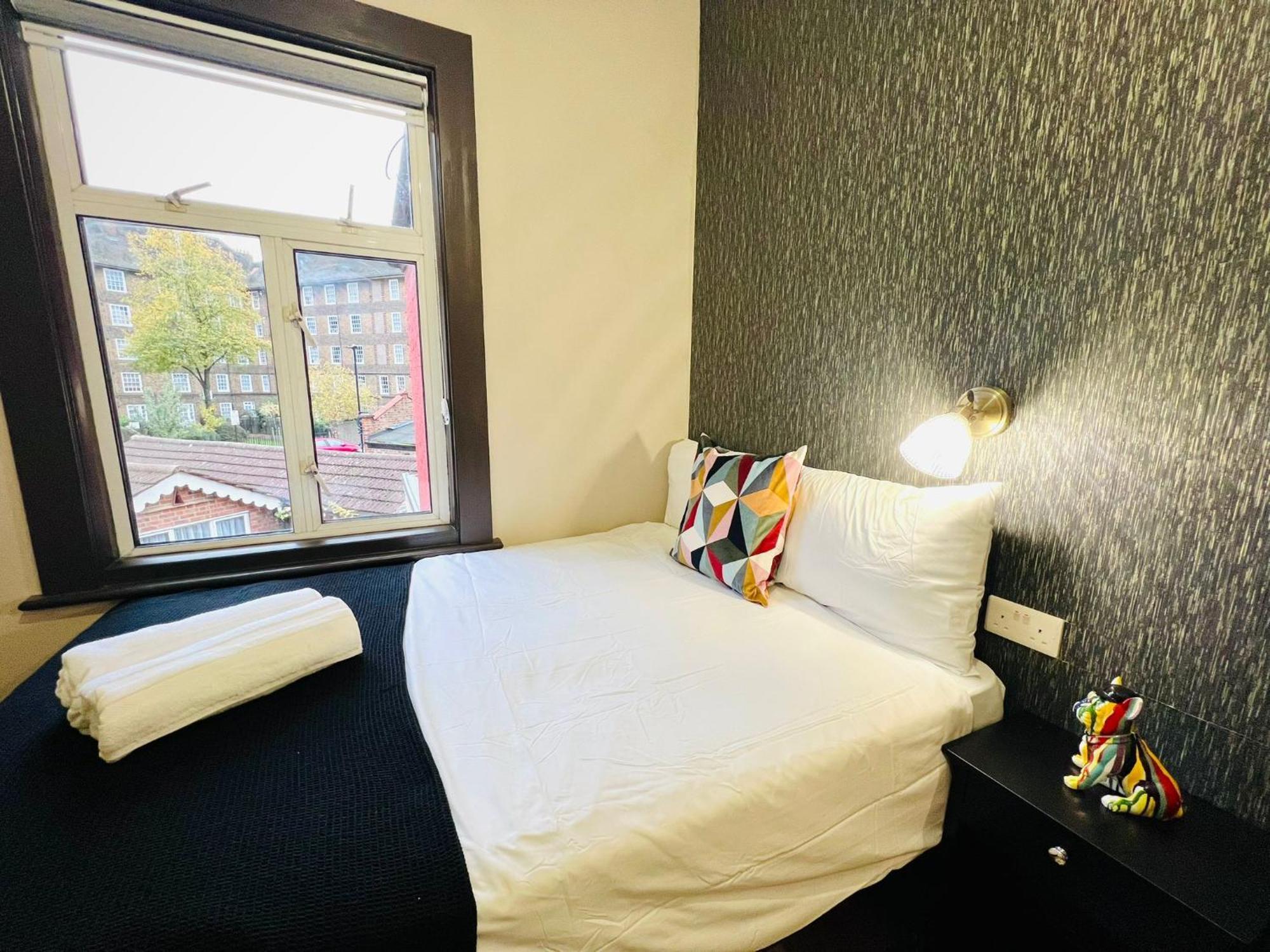 Caledonian Close To Camden & Kings Cross * Londen