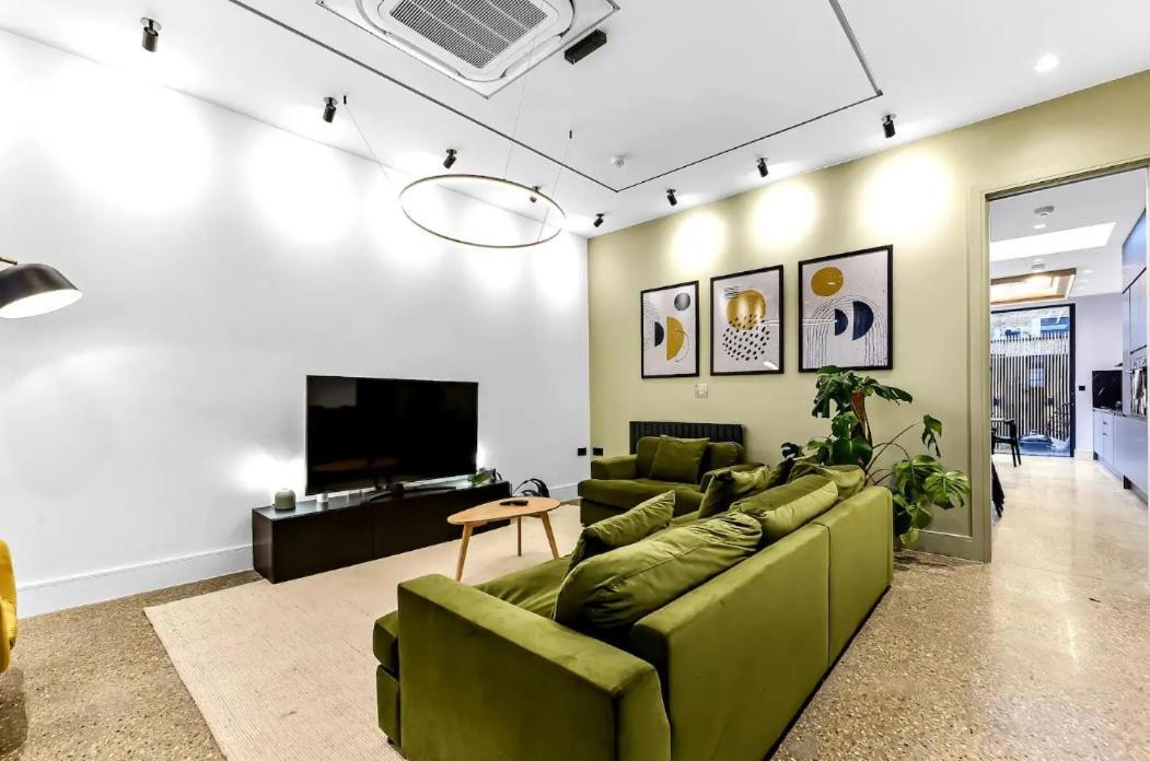 Apartment Outstanding 4 Bedroom *