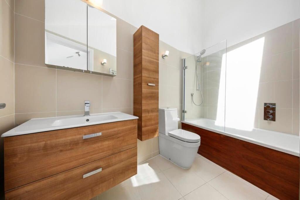Hyde Park Luxury 2 Bed 2 Bath House Appartement *