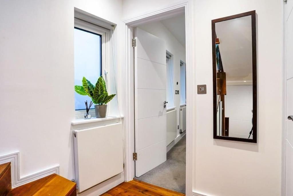Hyde Park Luxury 2 Bed 2 Bath House Appartement *