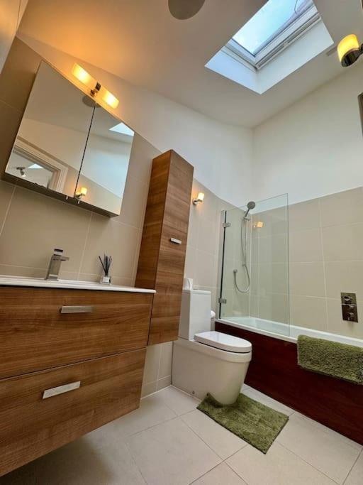 Hyde Park Luxury 2 Bed 2 Bath House * Londres