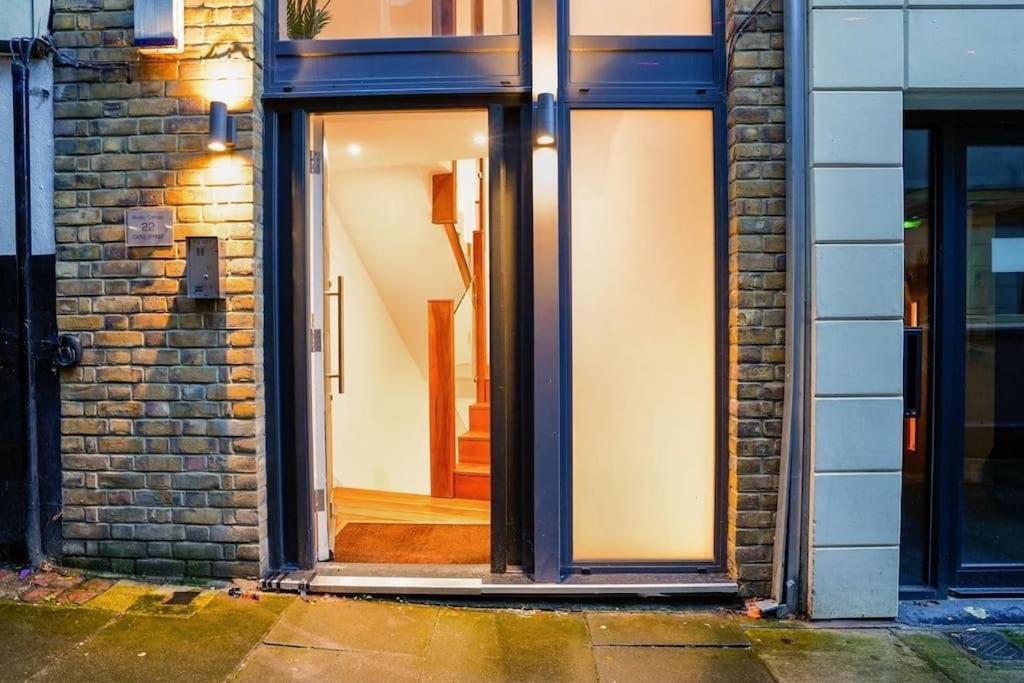 Hyde Park Luxury 2 Bed 2 Bath House Appartement *