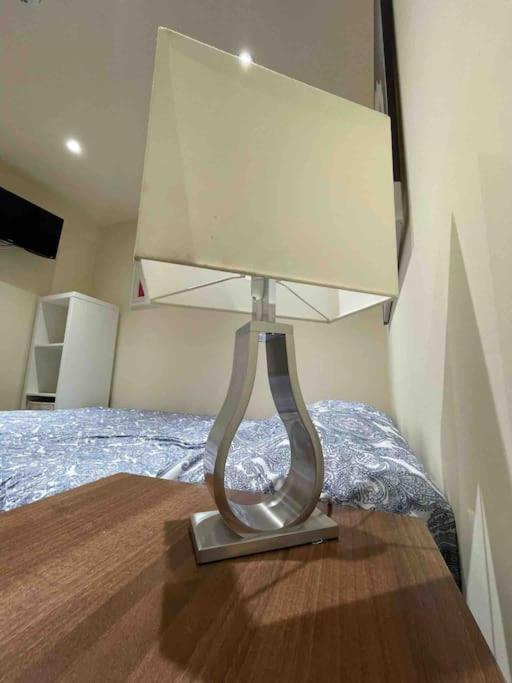 79 Chats Aparthotel Londra