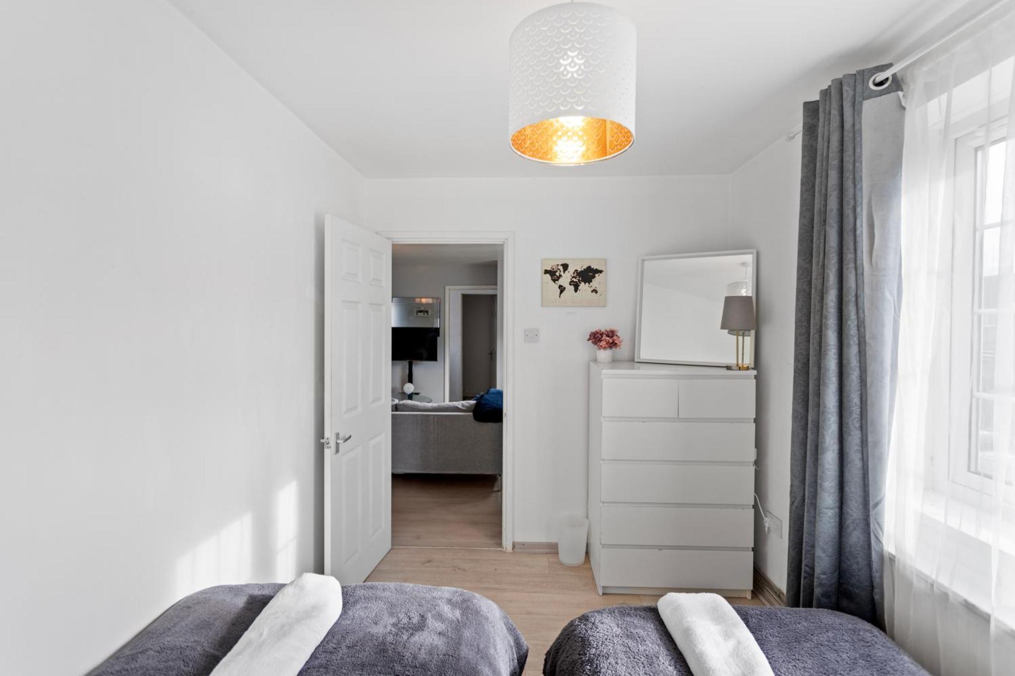 Cozy 3-bed House Near Lcy & Excel Ideal For Groups & Families * Londen