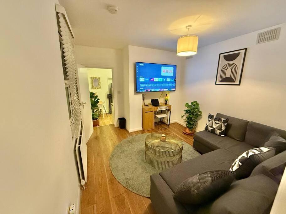 Cozy 1-bedroom Flat Appartement *
