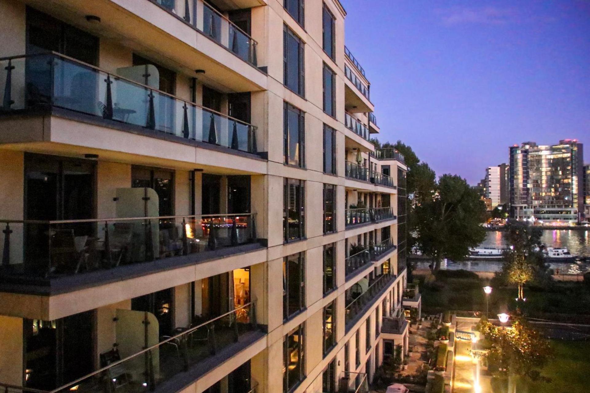 Striking In The Heart Of Chelsea London