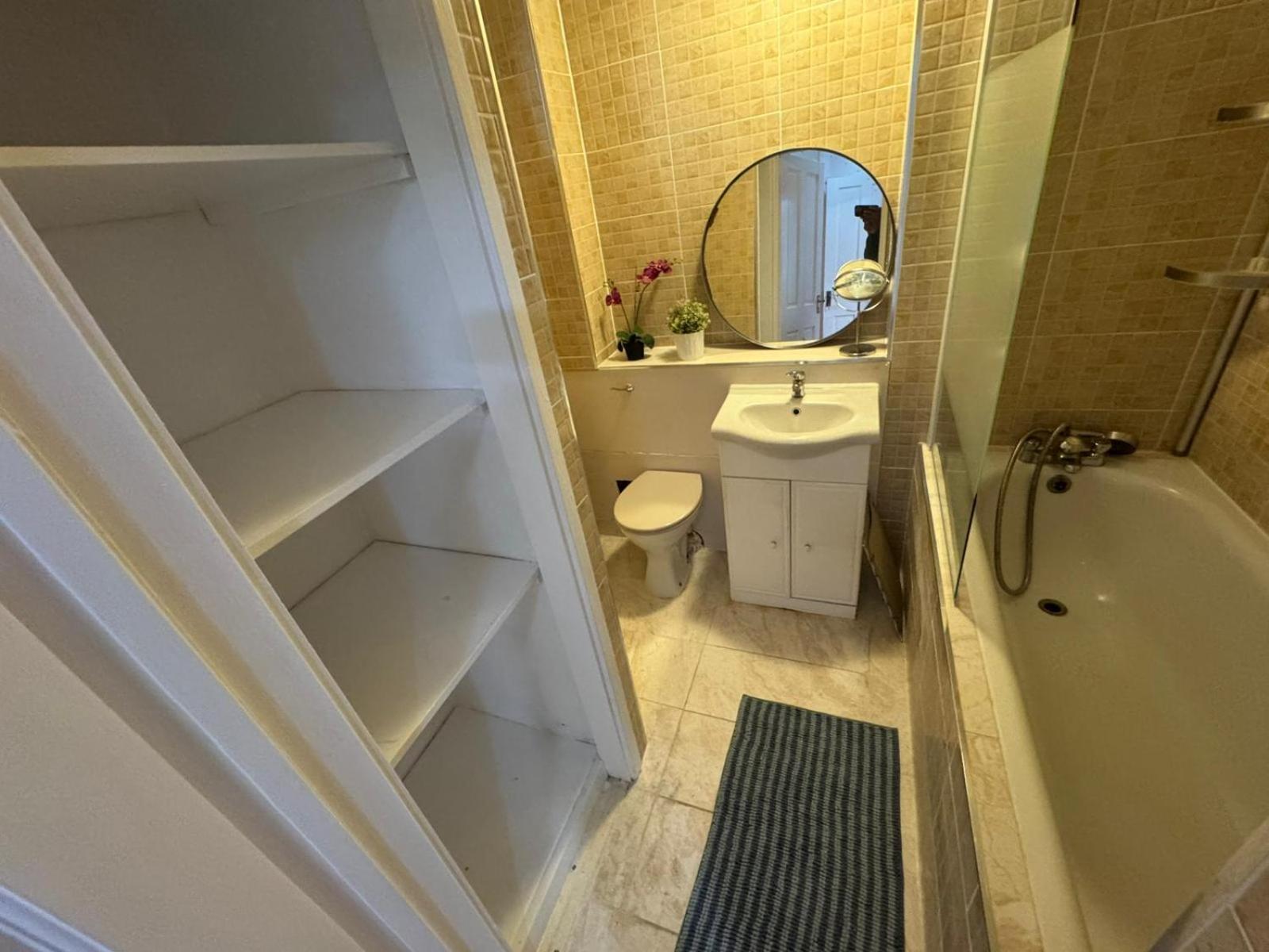 Lägenhet Tks Modern 1bed Flat, *