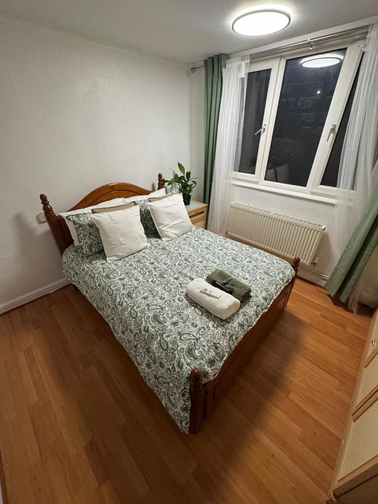 Tks Modern 1bed Flat, Lägenhet London