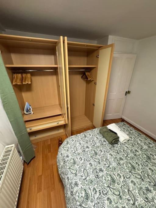 Tks Modern 1bed Flat, Lägenhet