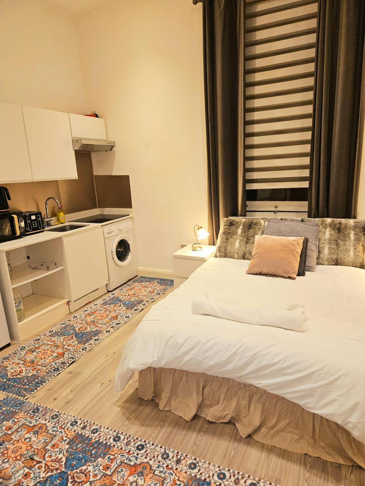 Apartment - Private & Fully Equipped London