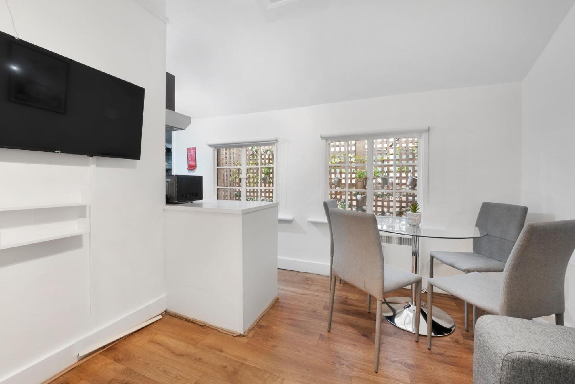 2 Bed Piccadilly 1 Londra