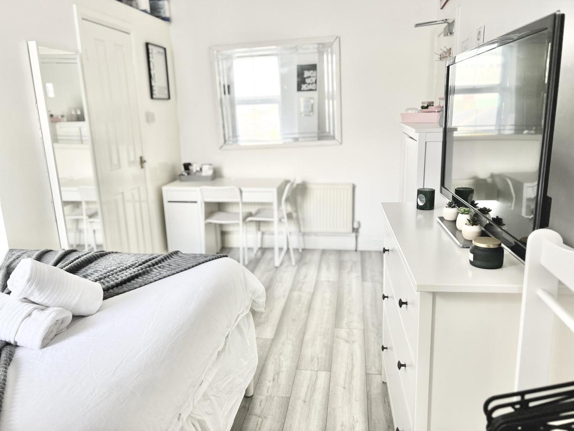 Next Westfield Mall Apartment