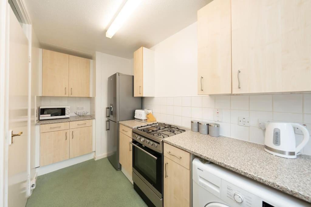 Appartamento Idyllic Stylish With Fast Speed Broadband & Free Parking Londra