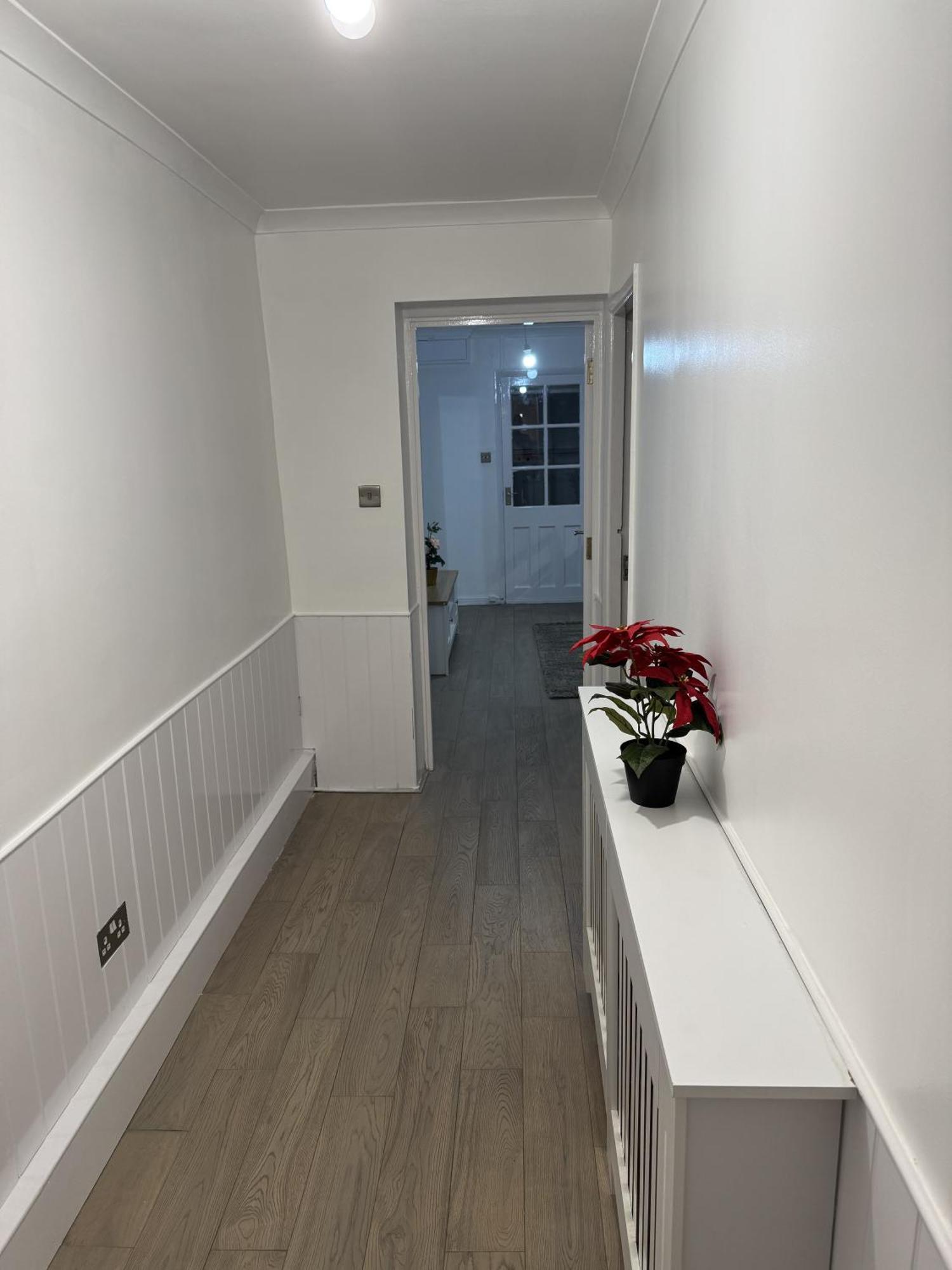 Stylish Entire With Private Garden In Camden, Apartment London