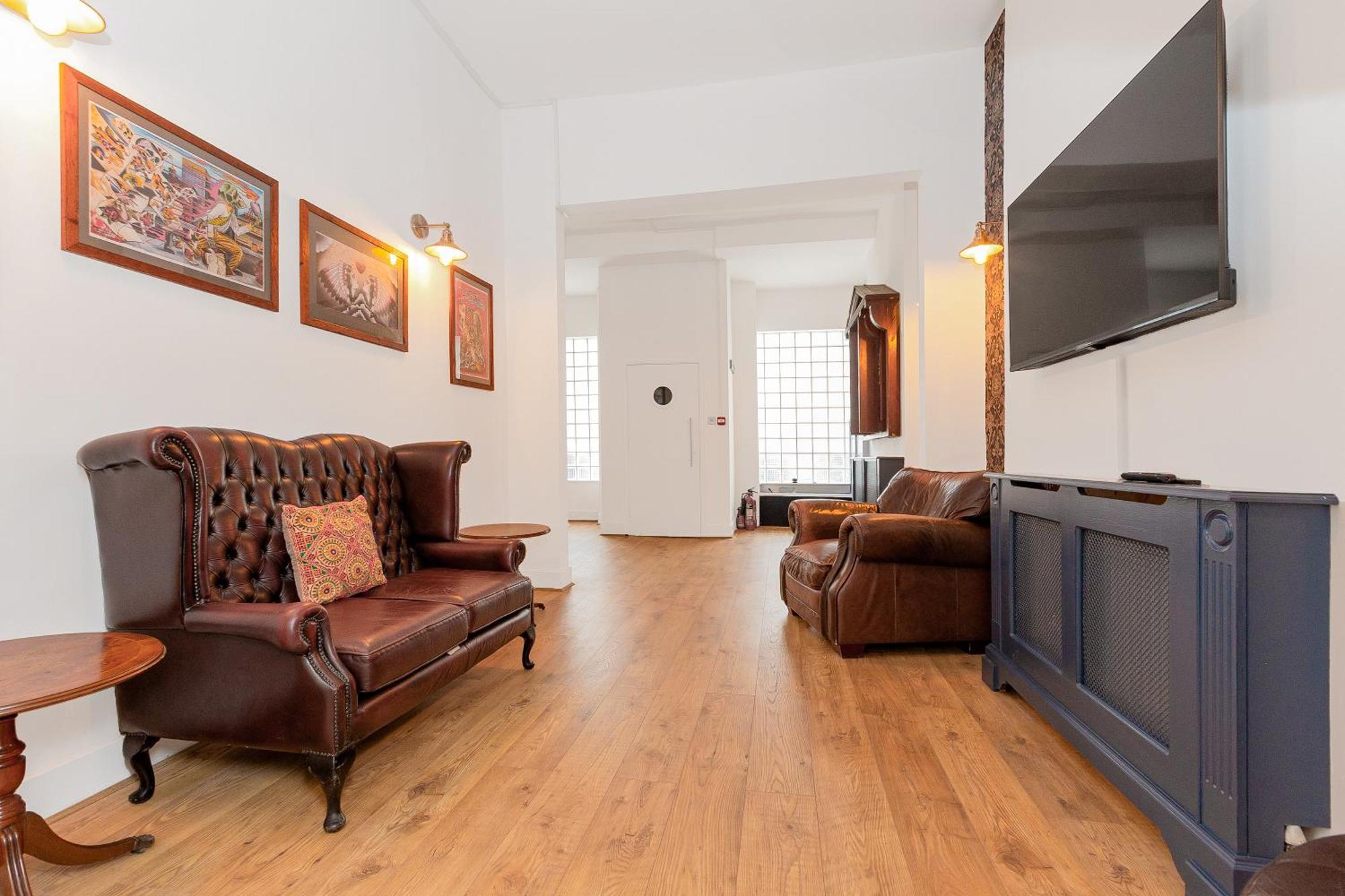 Apartment 3br 3lvl Flat In Camden, 5 Mins Camden Town Tube London