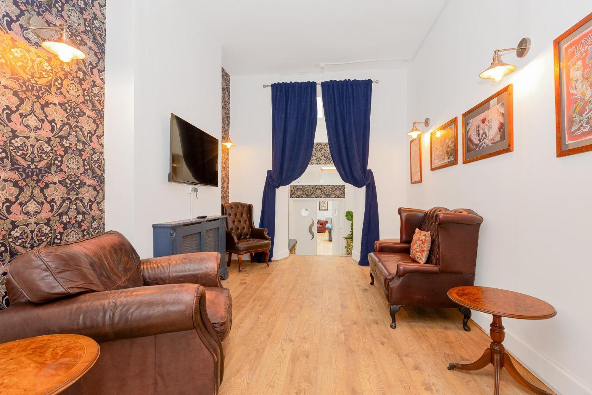 3br 3lvl Flat In Camden, 5 Mins Camden Town Tube Apartment *