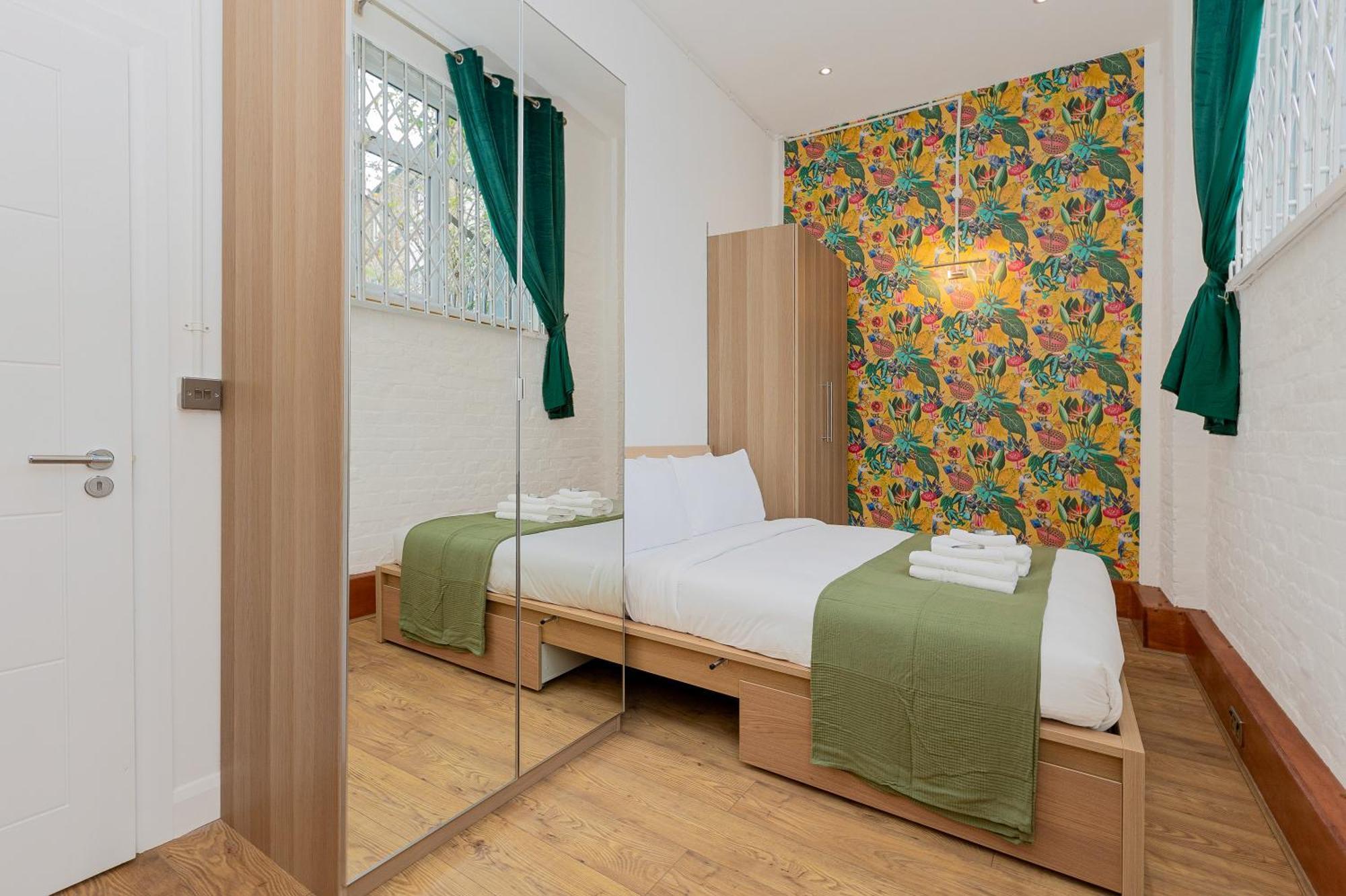 Apartment 3br 3lvl Flat In Camden, 5 Mins Camden Town Tube *