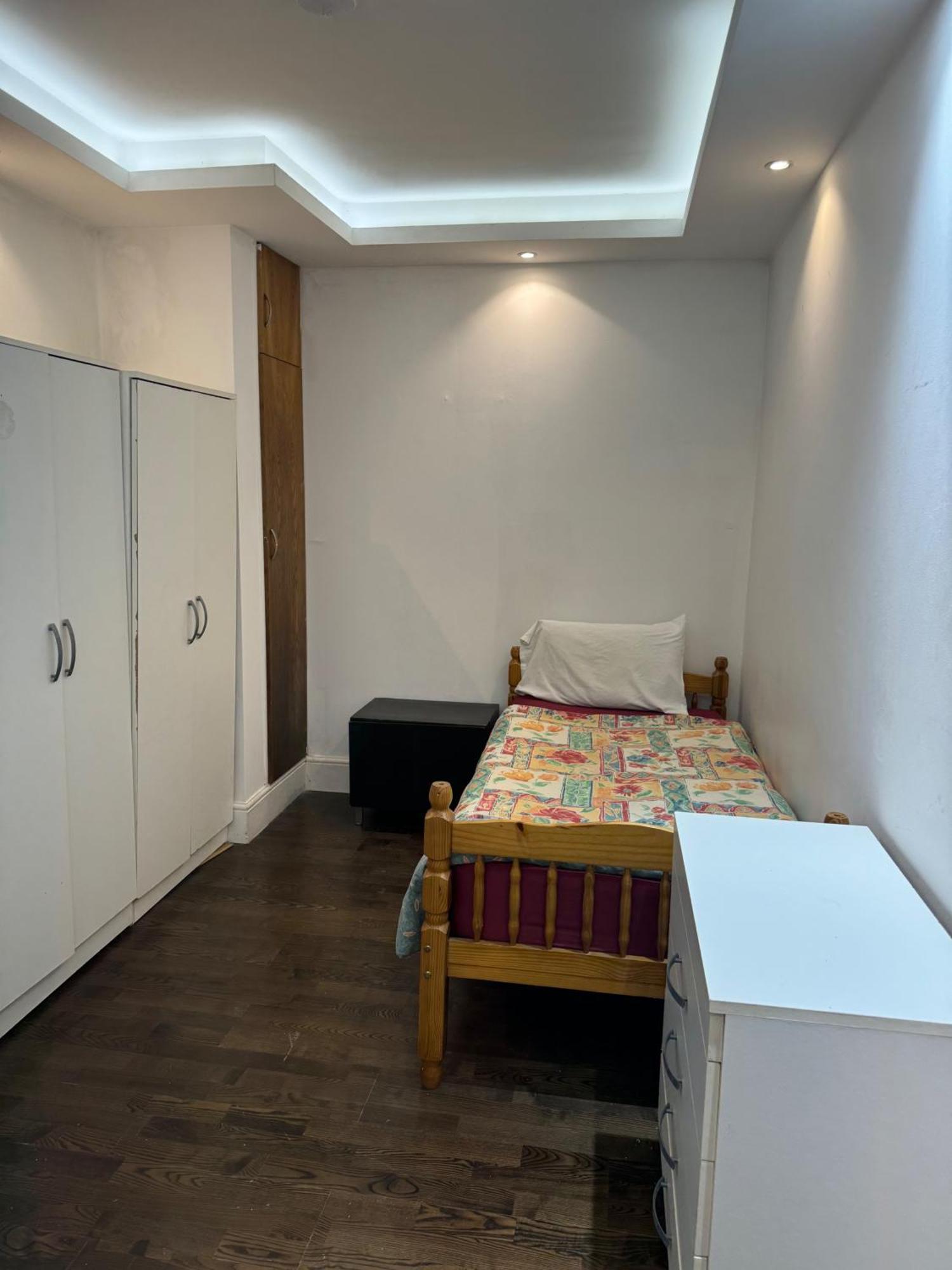 Lägenhet Excellent - 3 Bedrooms