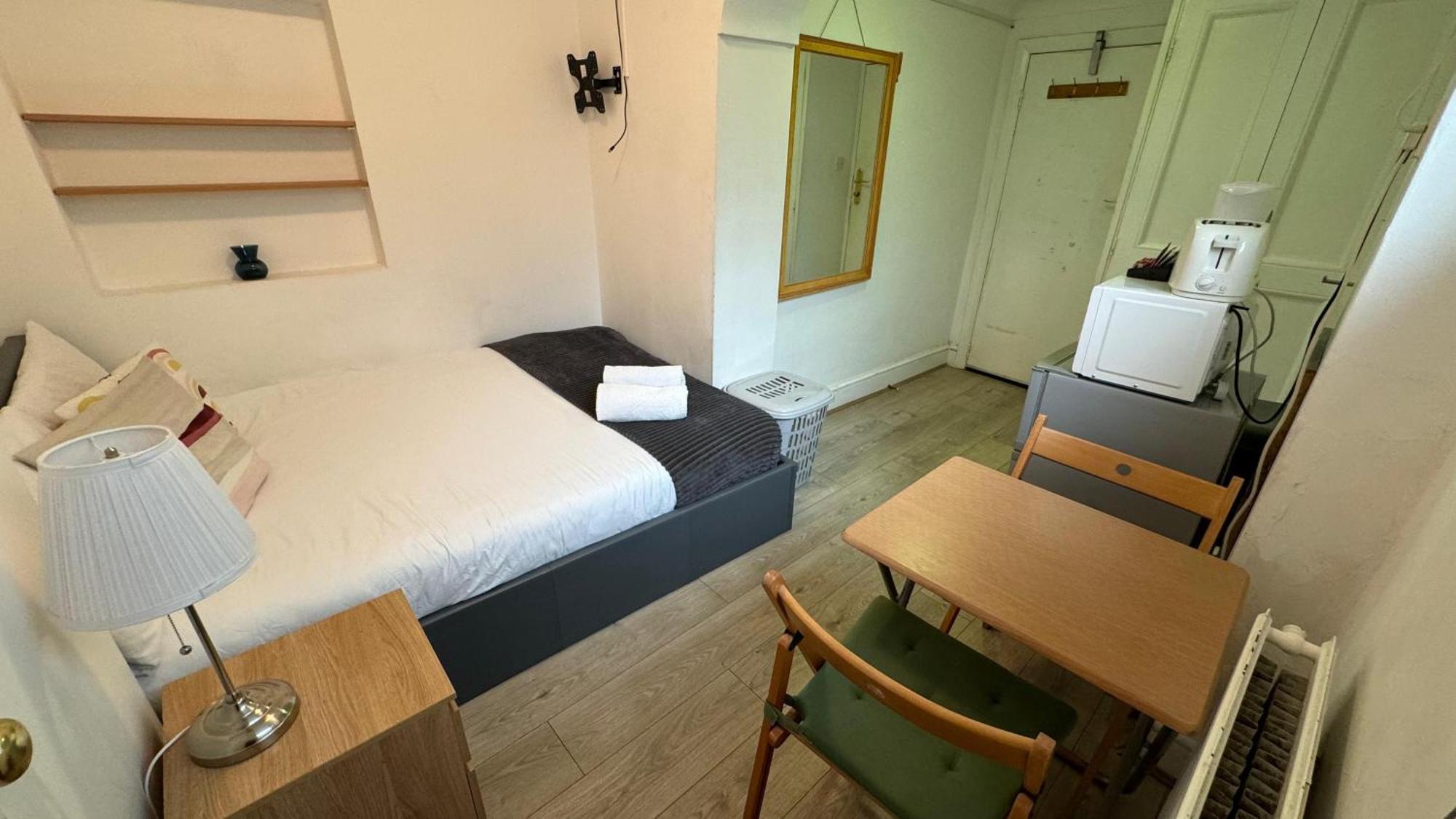 Appartamento En-suite Near Everything. Shepherd's Bush - Londra