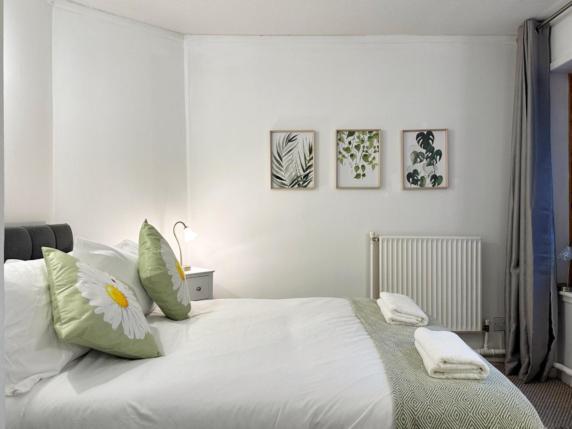Aria's Place In Chelsea - 2 King Size Bed, 1 Double Bed * London