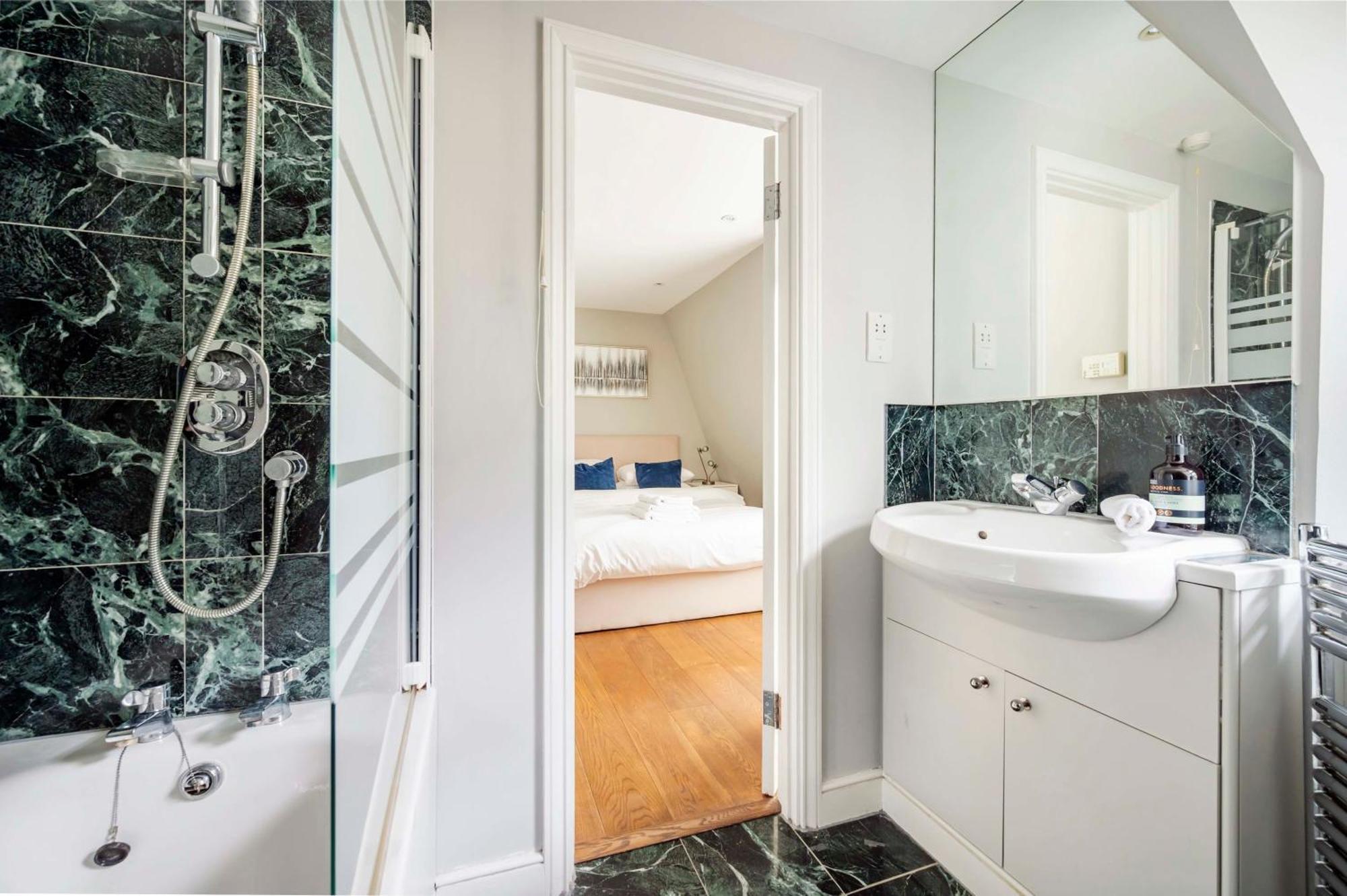 Leilighet The Mayfair Marvel- By Out Of Office Lifestyle *
