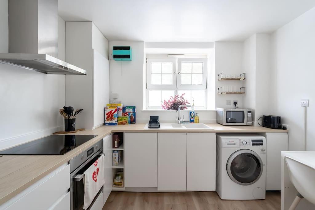 Quaint Near Tower-london Bridge And Big Ben Apartment *