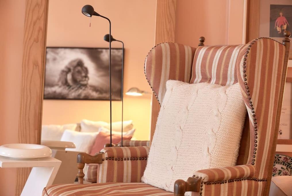 A Perfect Treasure Of A In Knightsbridge * Londen