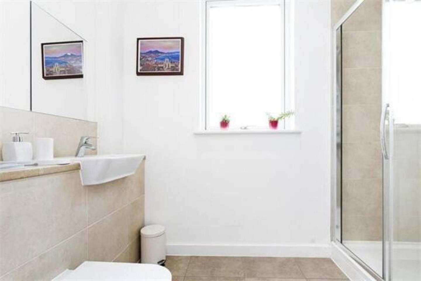 Lägenhet 2-bed Terrace Flat Close To Tower Bridge *