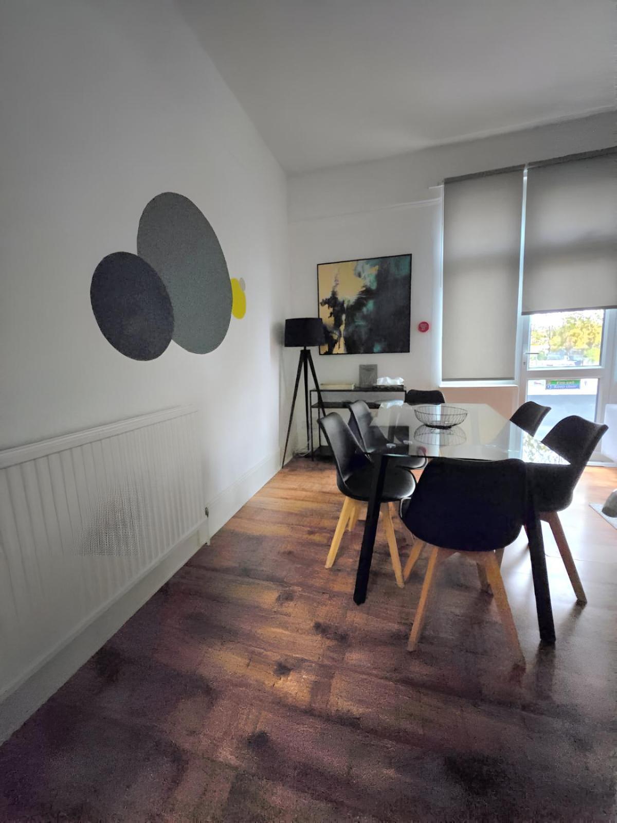 Large Dulwich 3 Bedroom Near Kings College Hospital *