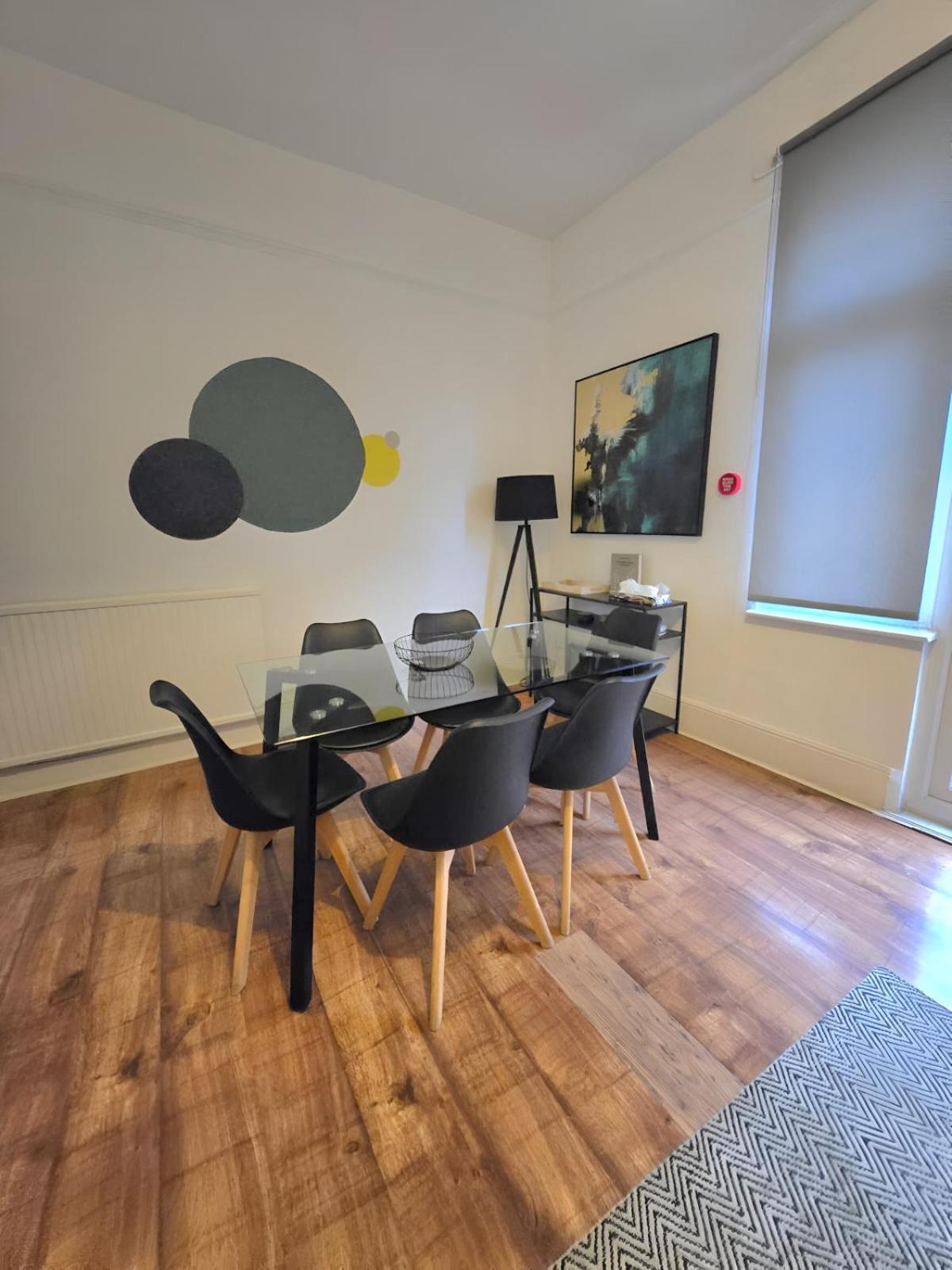 Large Dulwich 3 Bedroom Near Kings College Hospital Apartment London