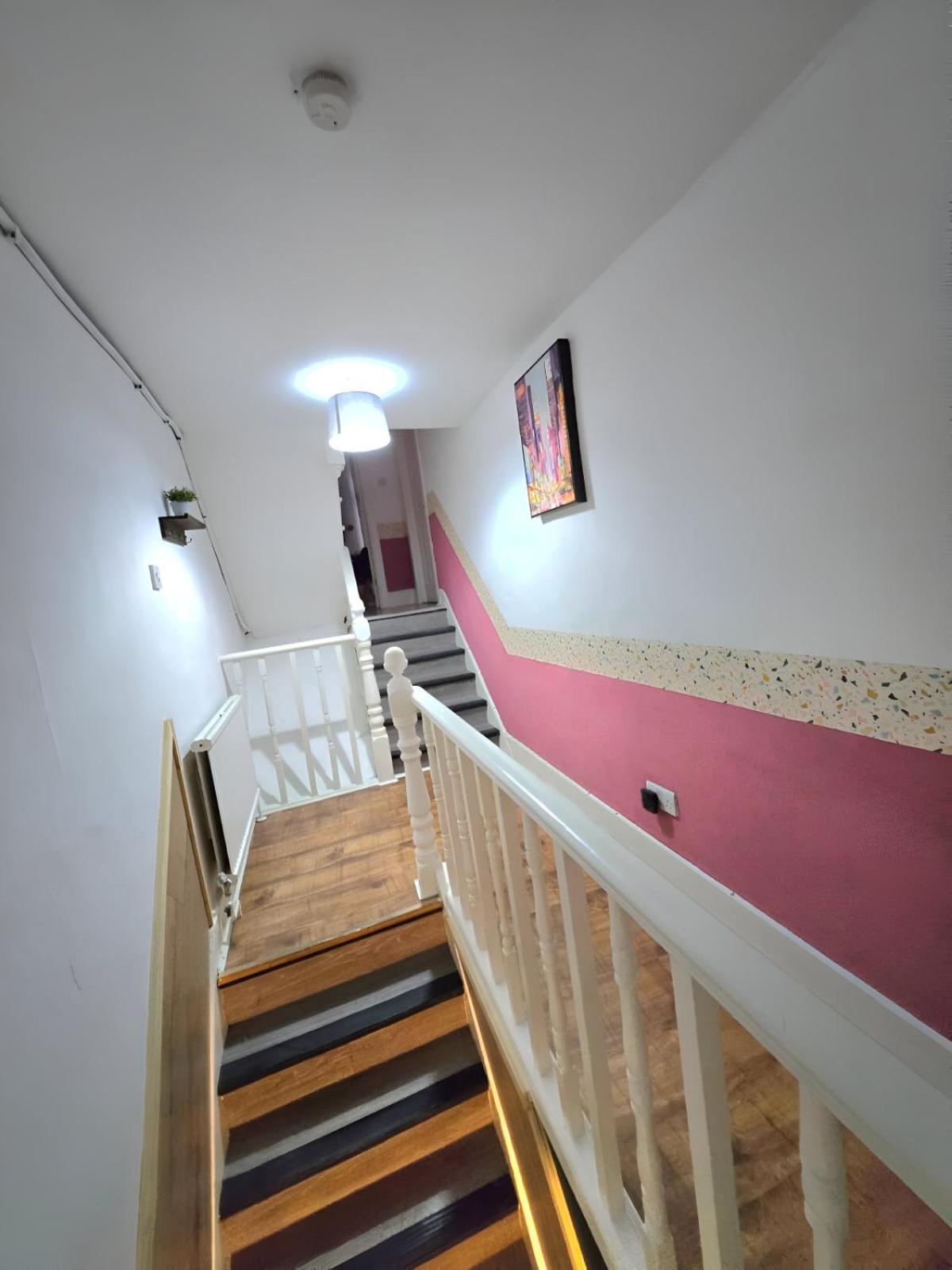 Large Dulwich 3 Bedroom Near Kings College Hospital *