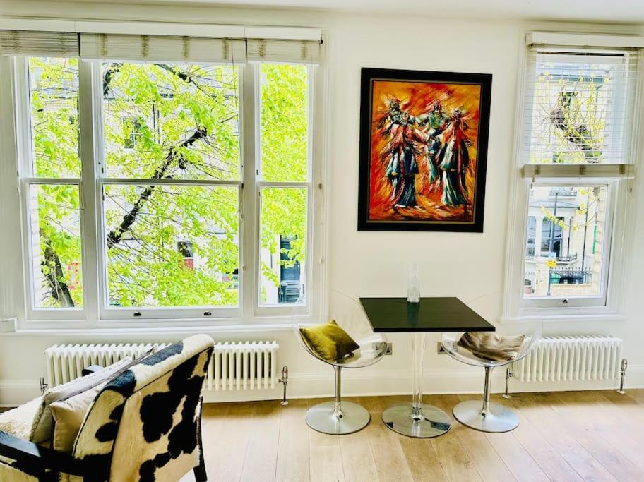 Large Boutique Flat In London's Primrose Hill Apartment London