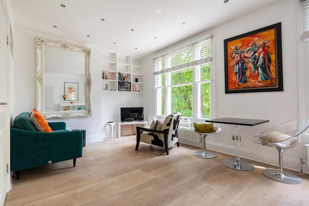 Apartment Large Boutique Flat In London's Primrose Hill *