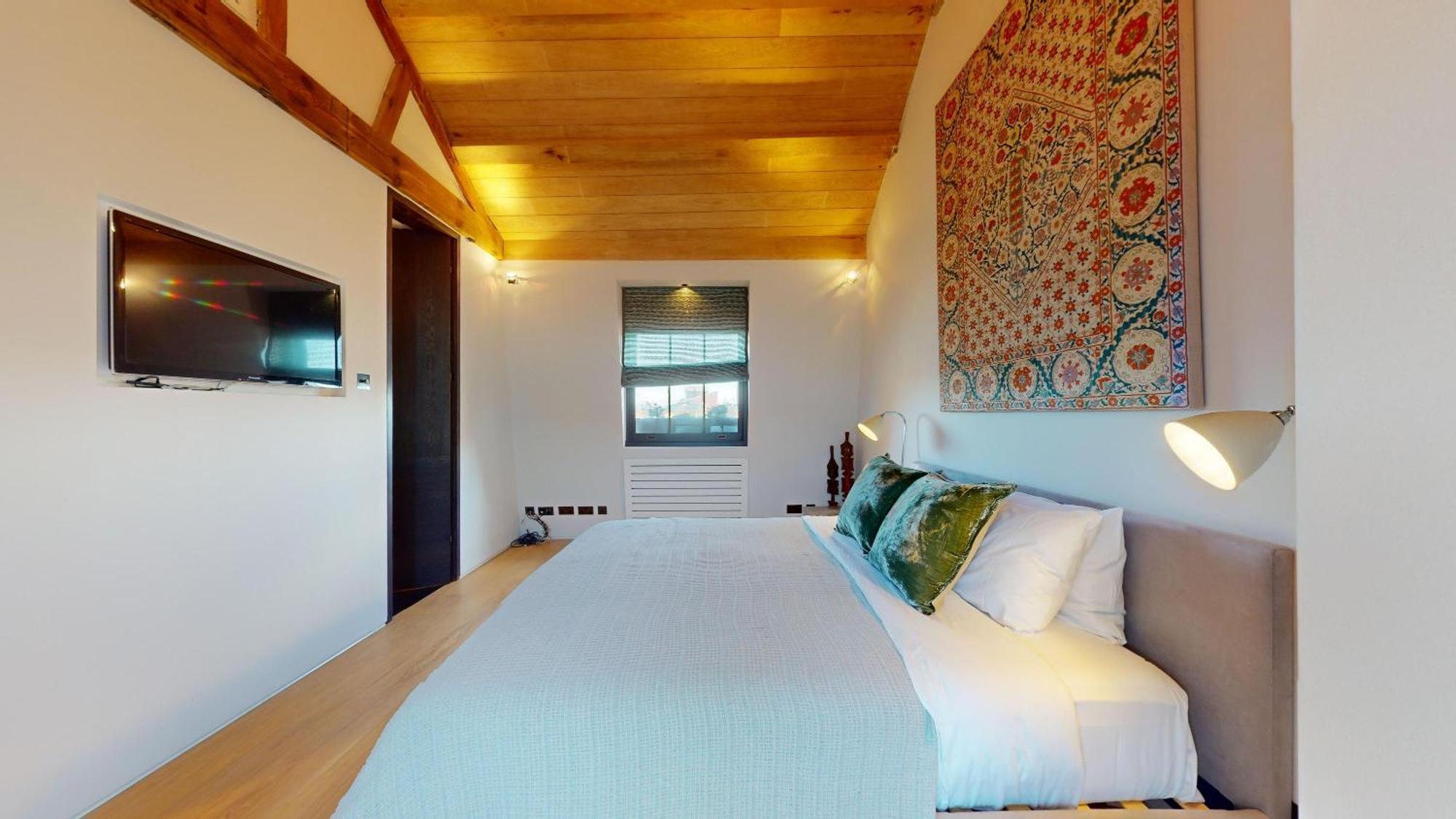 Cadogan Square 5 - Bedroom Penthouse Apartment