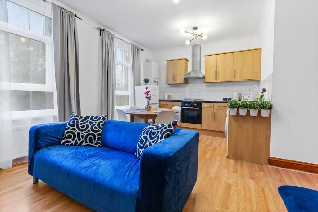 Modern In Leytonstone Leilighet