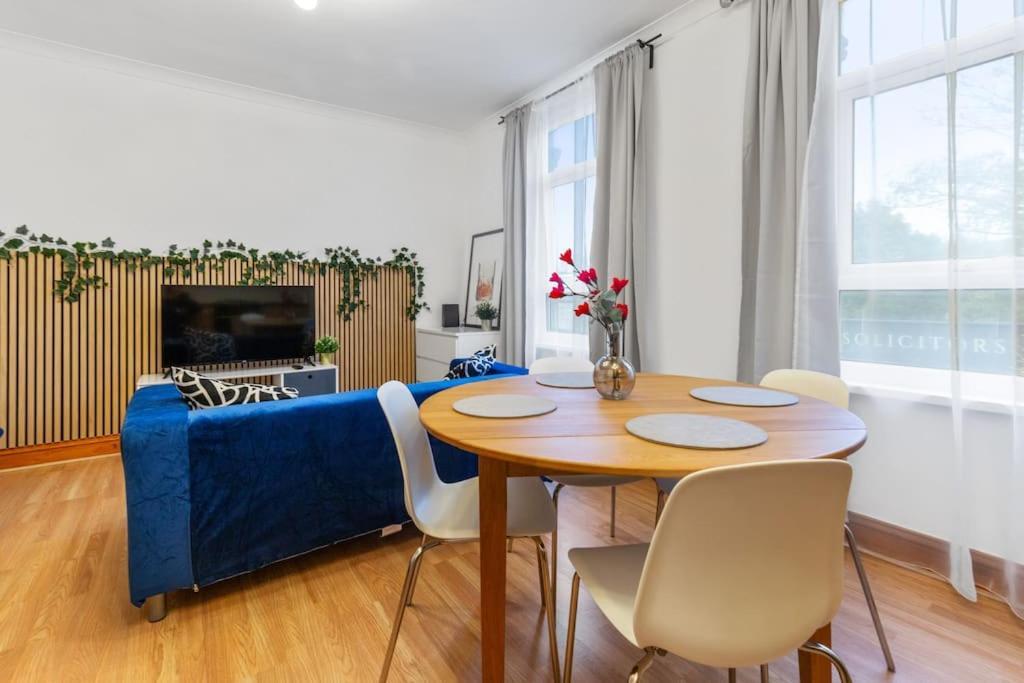 Leilighet Modern In Leytonstone *