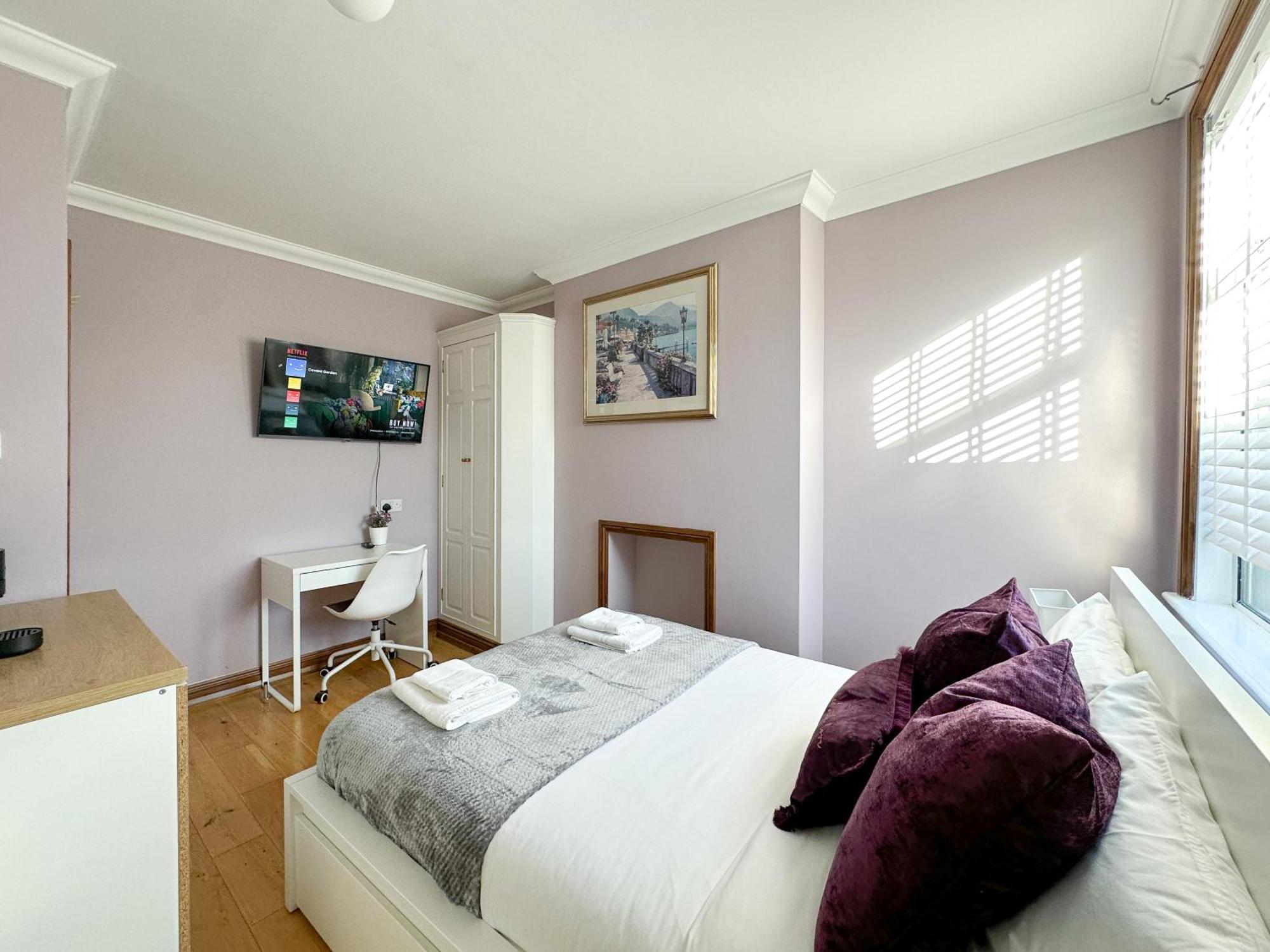 Fulham Guest house *