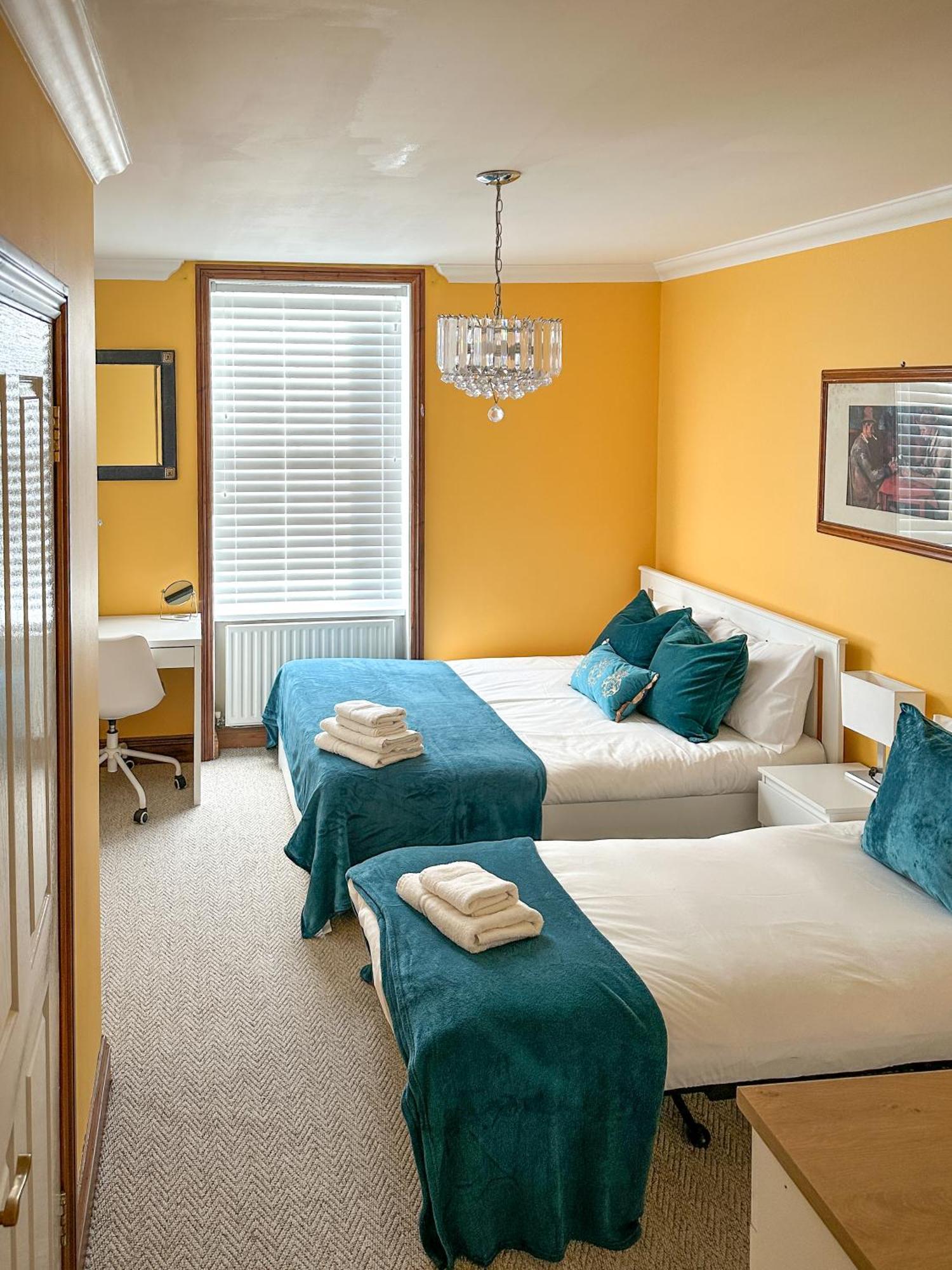 Guest house Fulham *