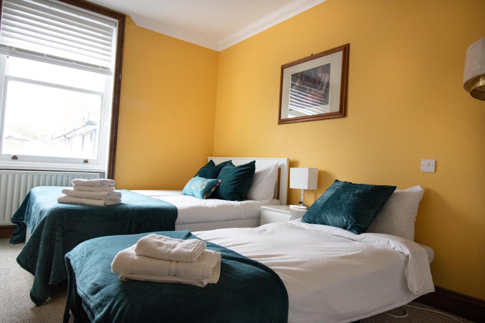 Guest house Fulham *
