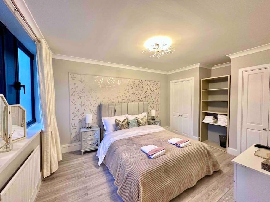Lägenhet The Ivy - Spacious 3-bed London