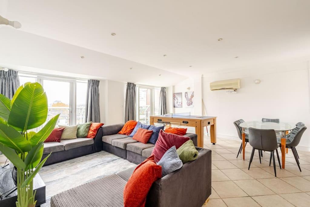 Stunning Duplex Penthouse With Shard Views Appartement