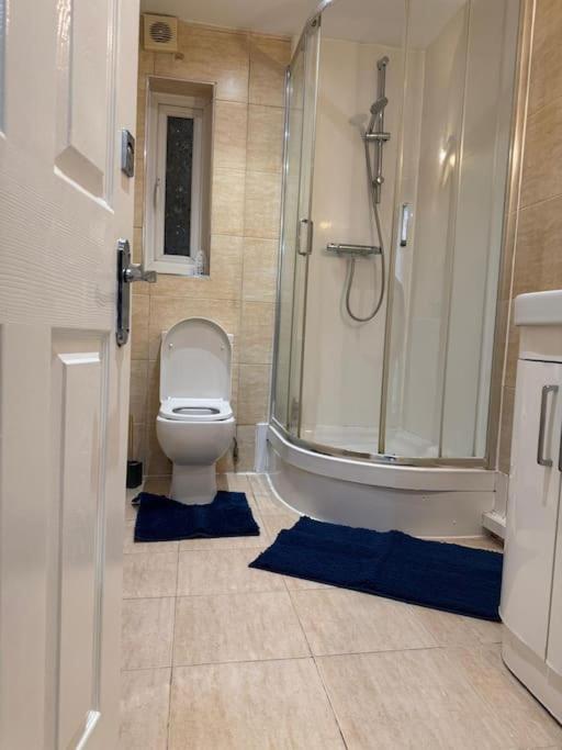 Riverside Haven 3 Apartment