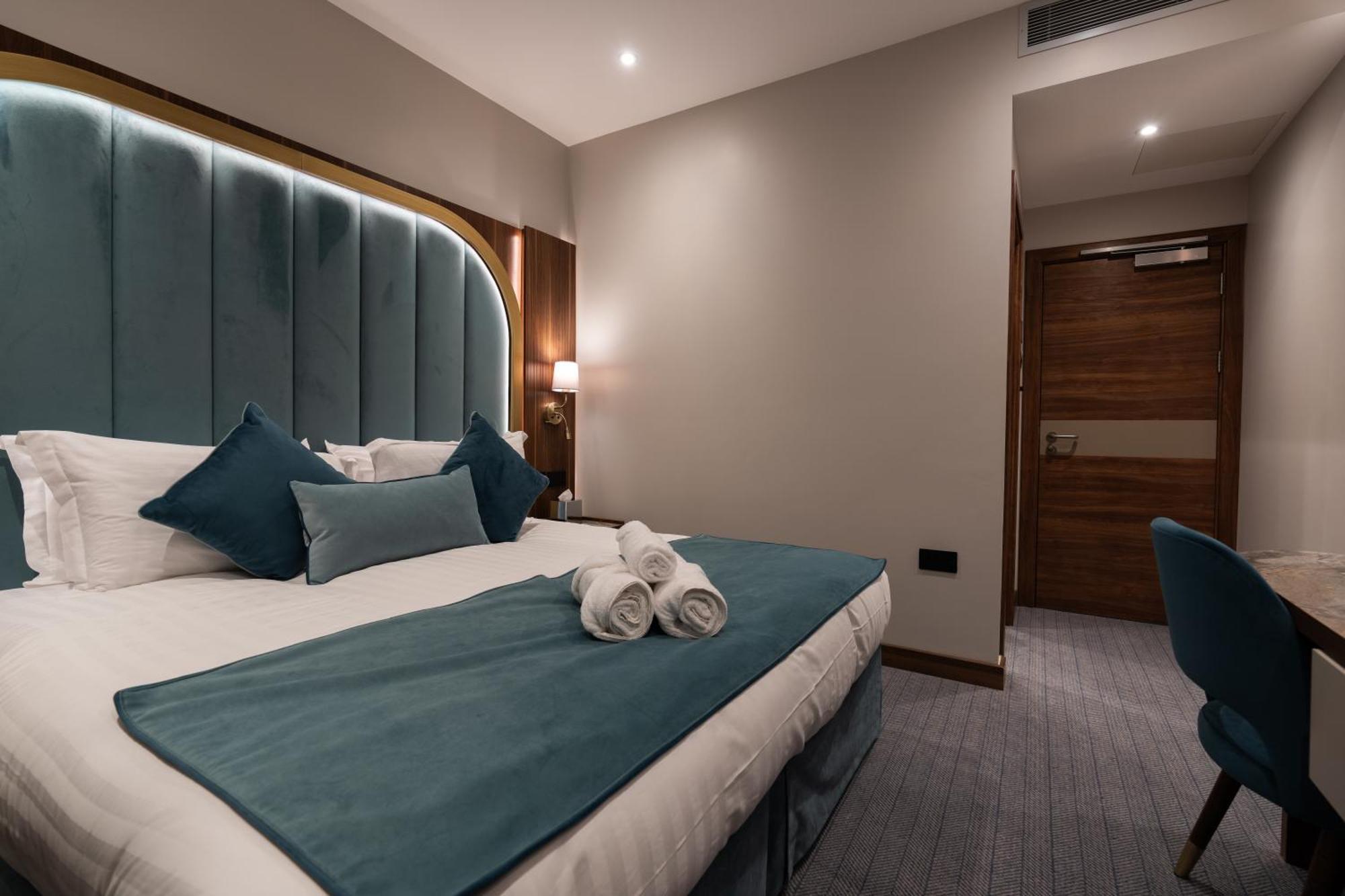 St Hotell 4*